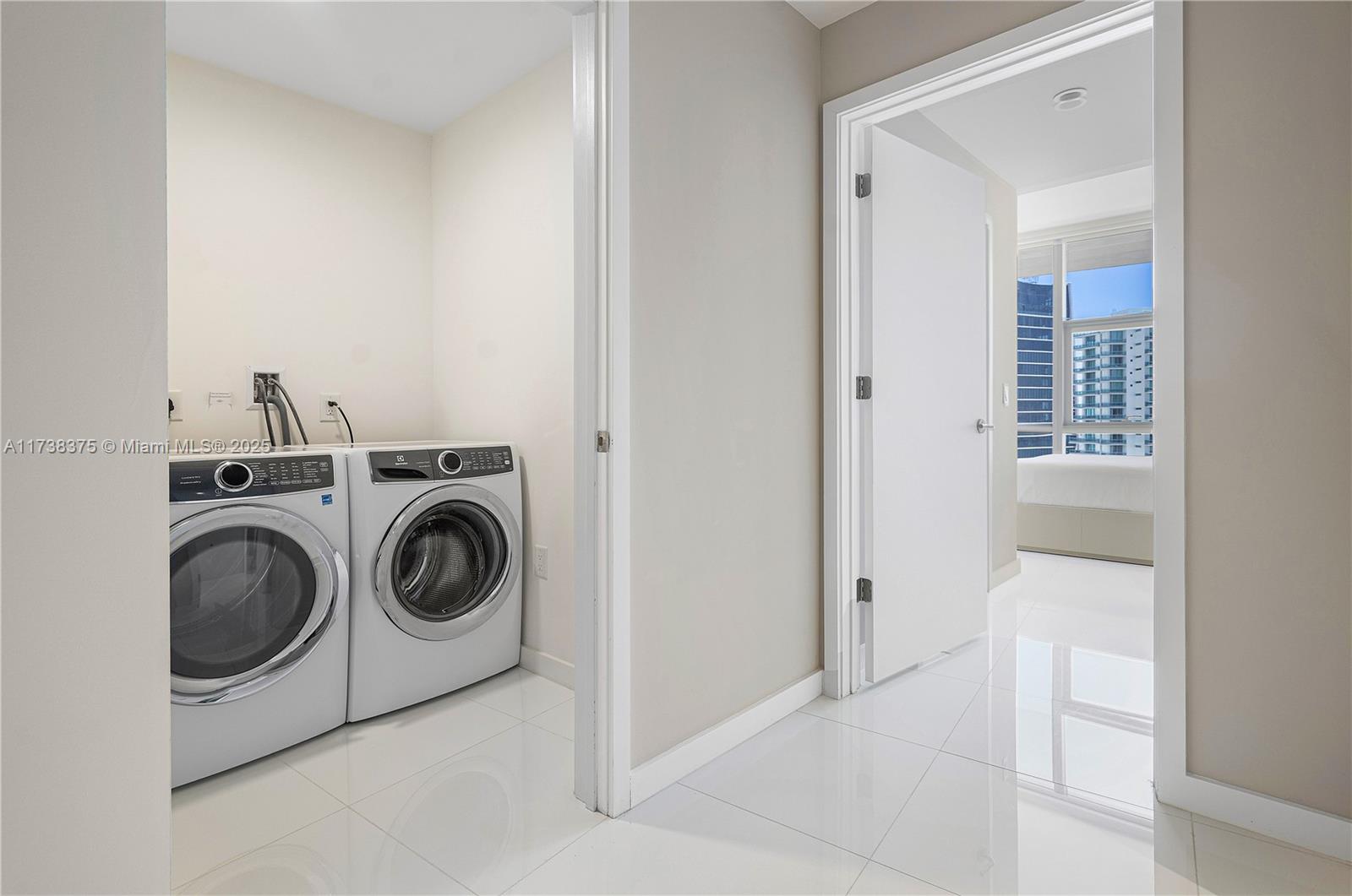 851 NE 1st Ave #4901, Miami FL 33132