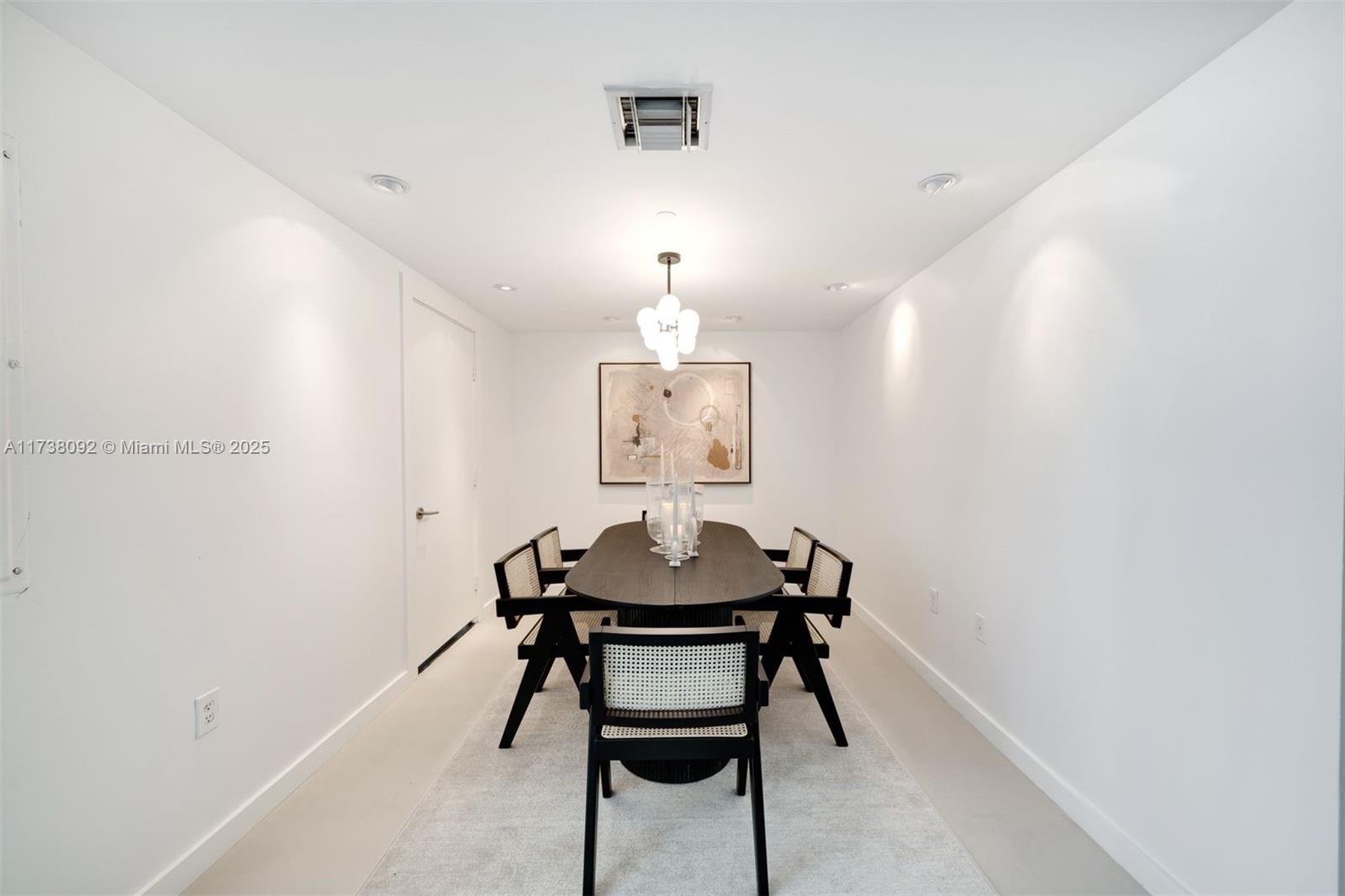 900 Biscayne Blvd #905, Miami FL 33132