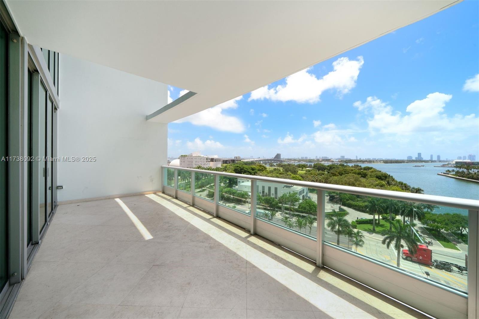 900 Biscayne Blvd #905, Miami FL 33132