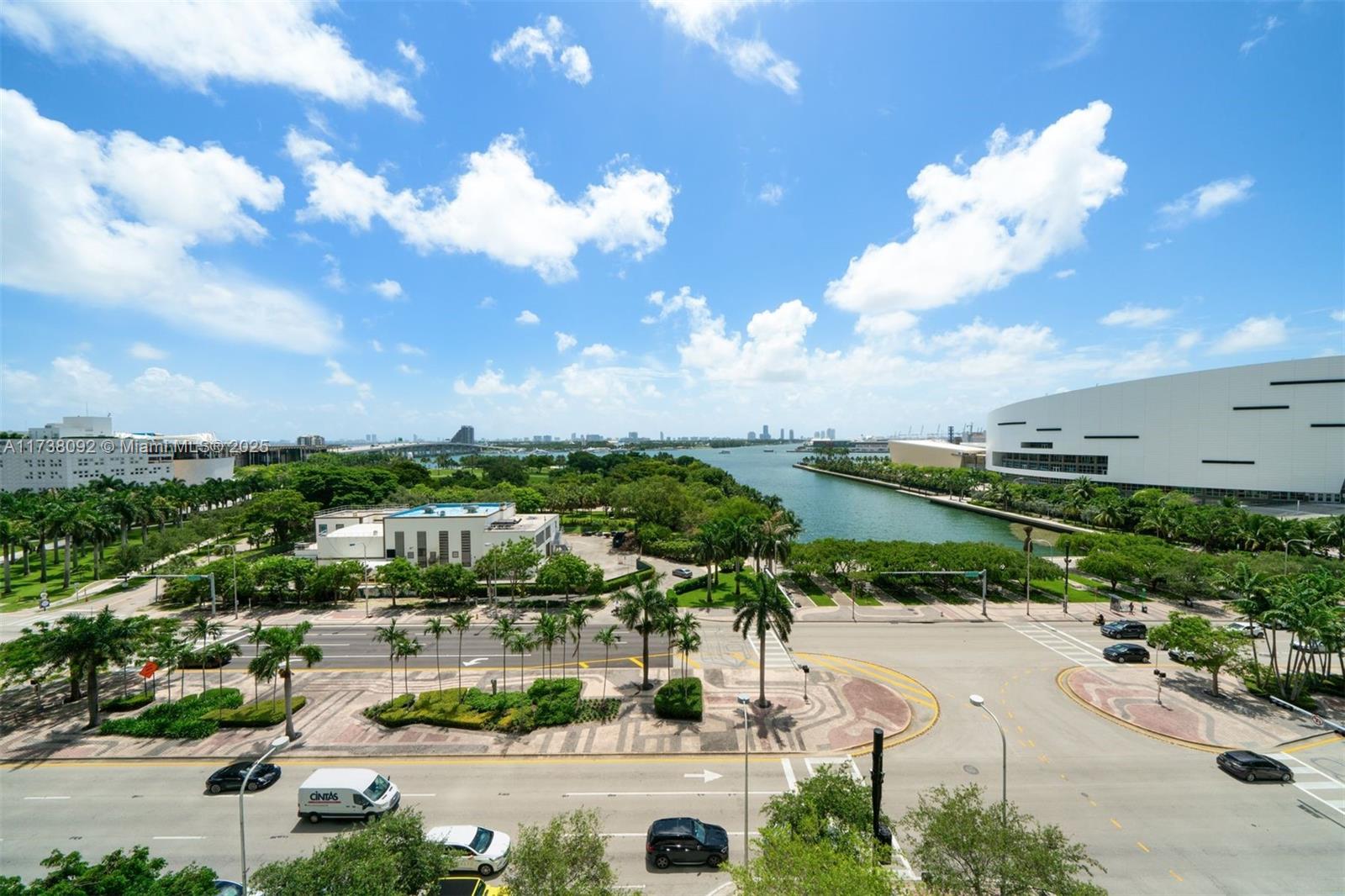 900 Biscayne Blvd #905, Miami FL 33132