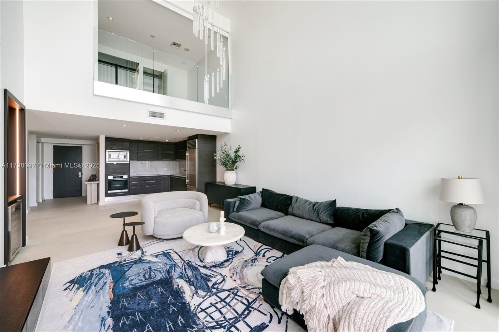900 Biscayne Blvd #905, Miami FL 33132