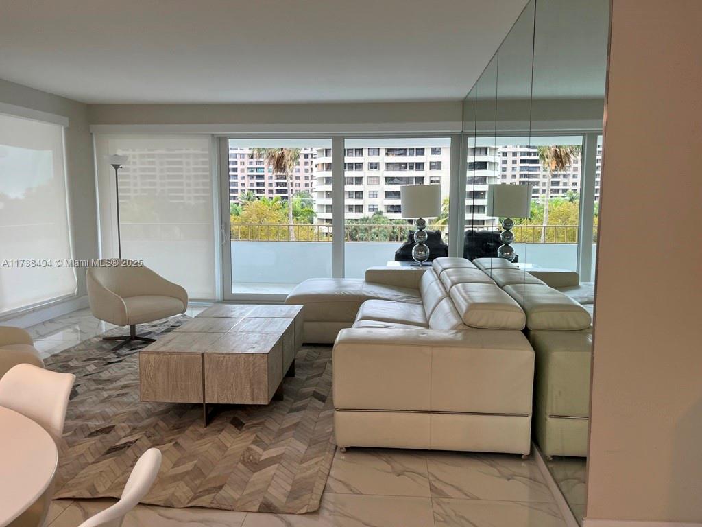 155 Ocean Lane Dr #509, Key Biscayne FL 33149