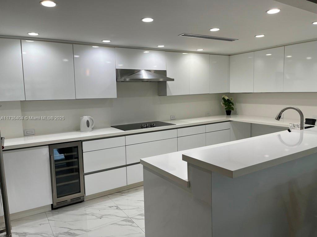 155 Ocean Lane Dr #509, Key Biscayne FL 33149
