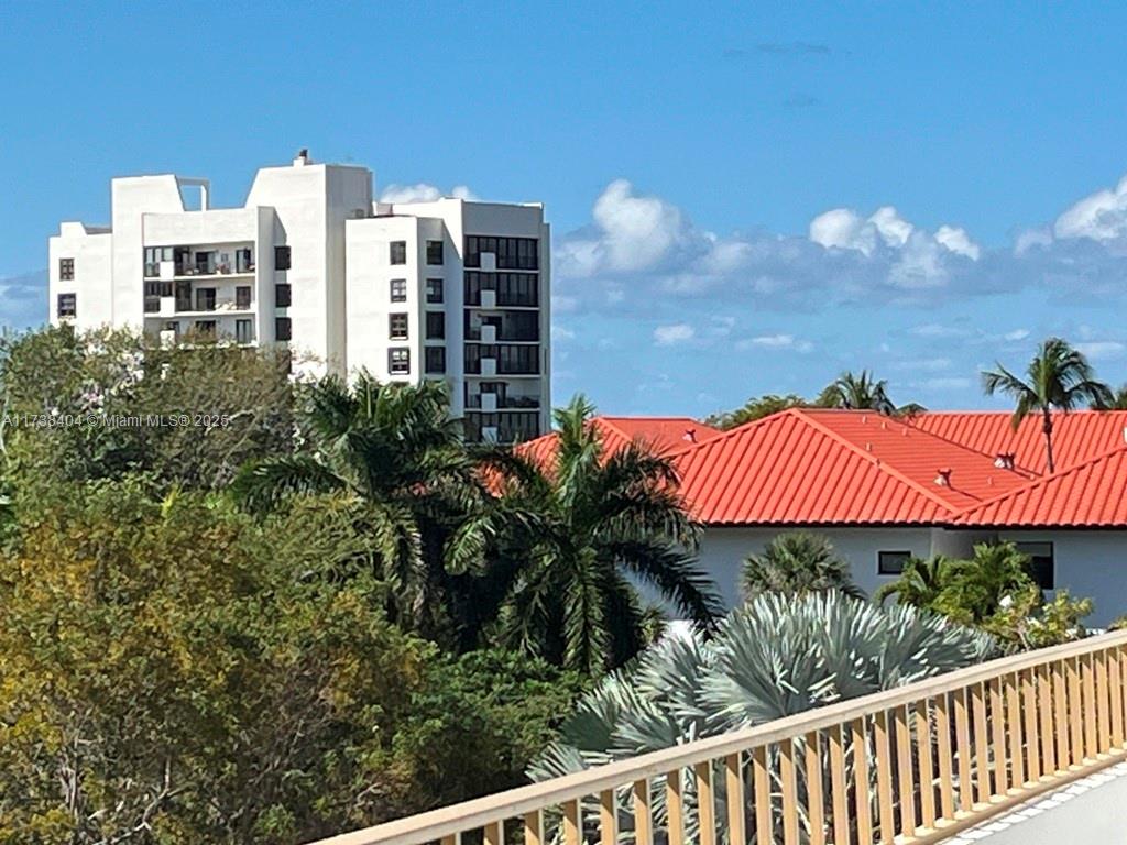 155 Ocean Lane Dr #509, Key Biscayne FL 33149