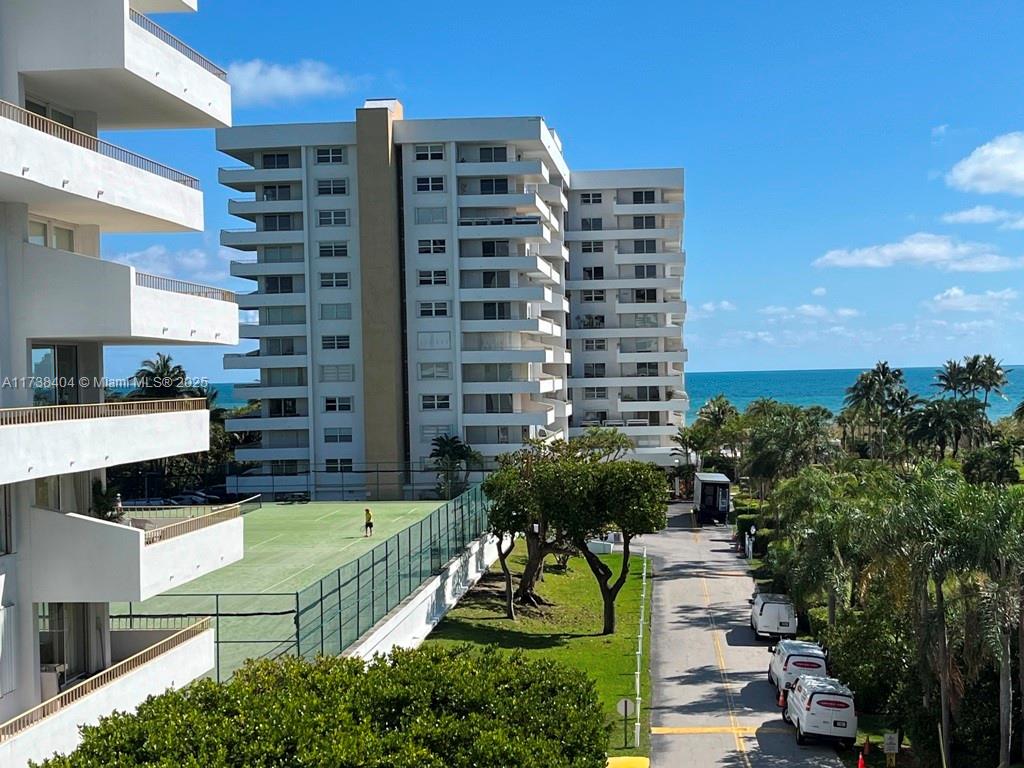 155 Ocean Lane Dr #509, Key Biscayne FL 33149