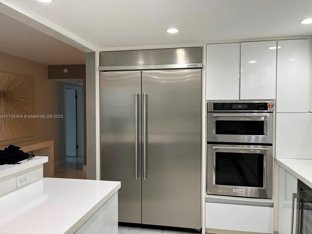155 Ocean Lane Dr #509, Key Biscayne FL 33149