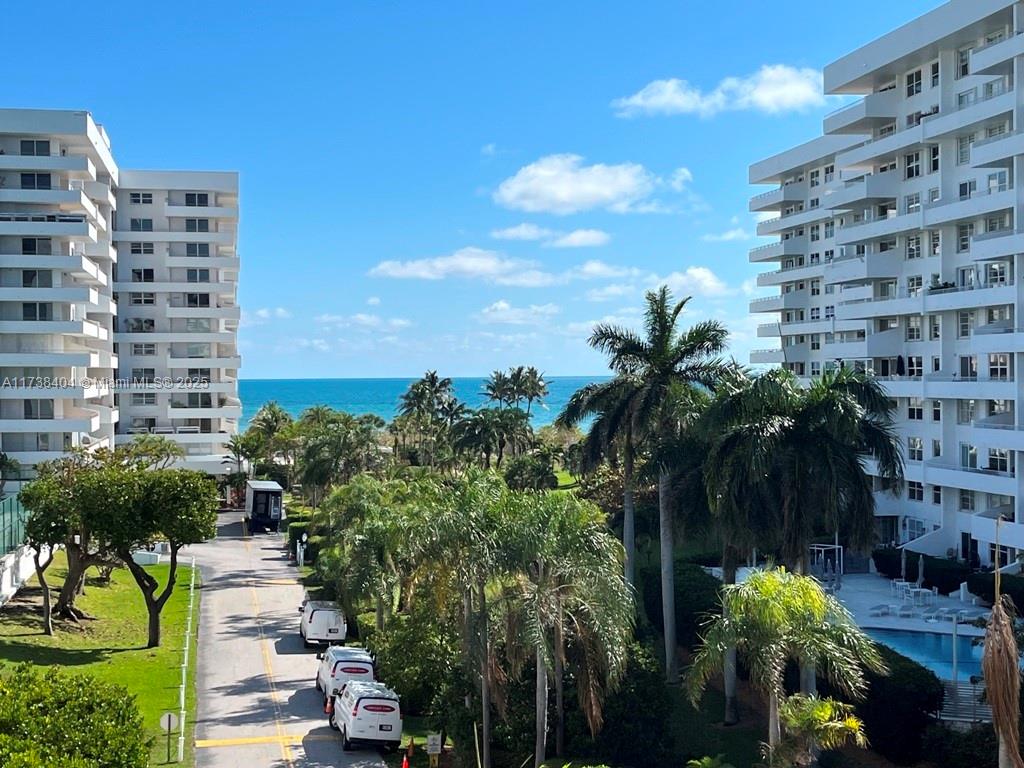 155 Ocean Lane Dr #509, Key Biscayne FL 33149