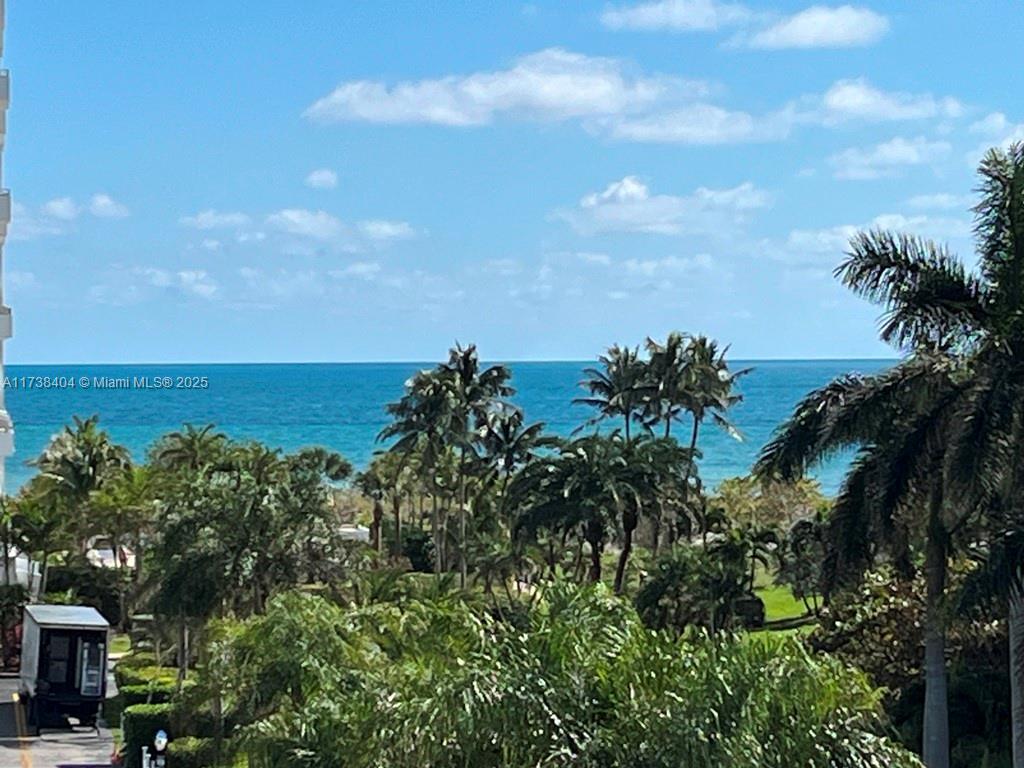 155 Ocean Lane Dr #509, Key Biscayne FL 33149