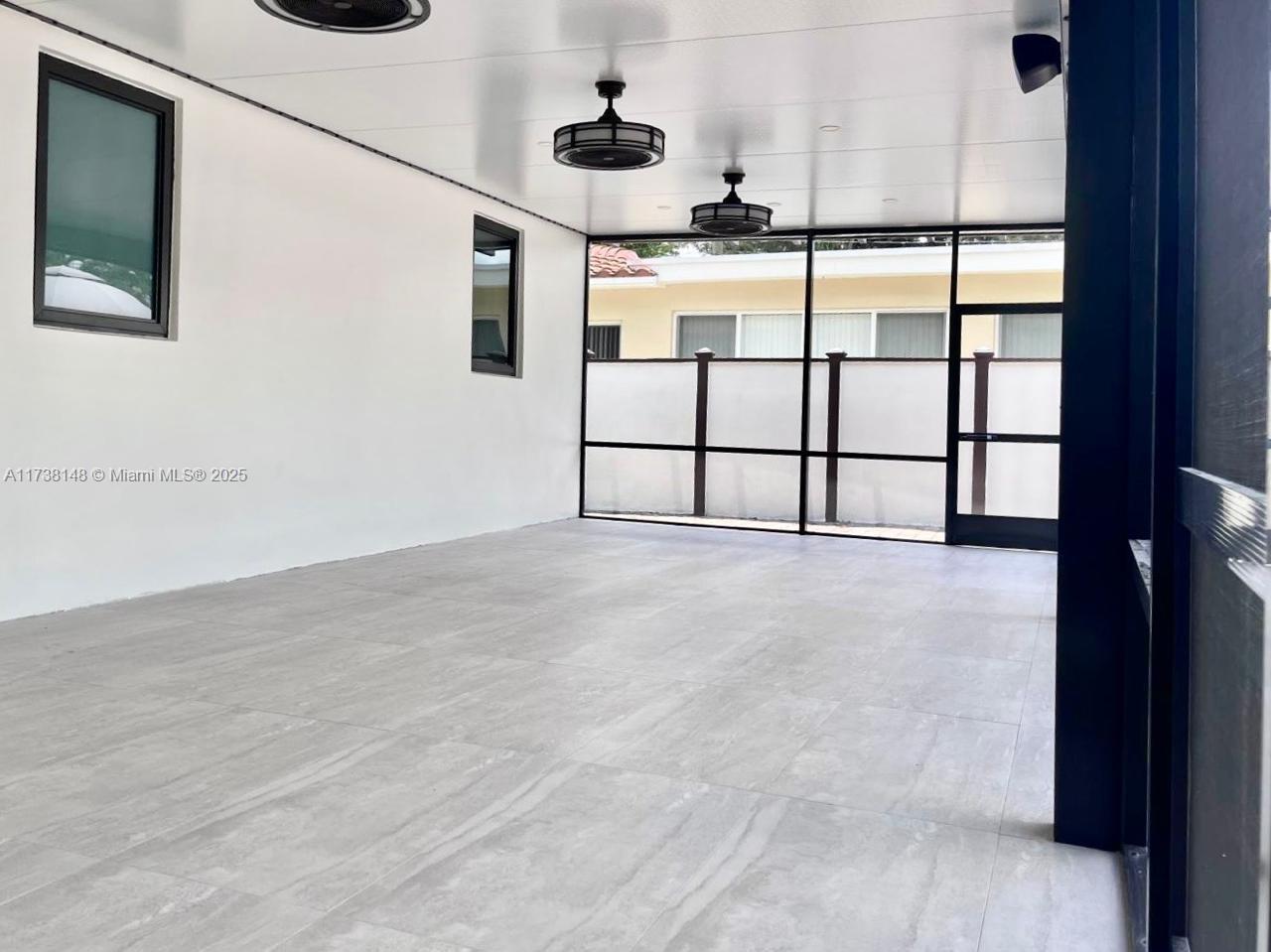 256 Palmetto Dr, Miami Springs, Florida image 24