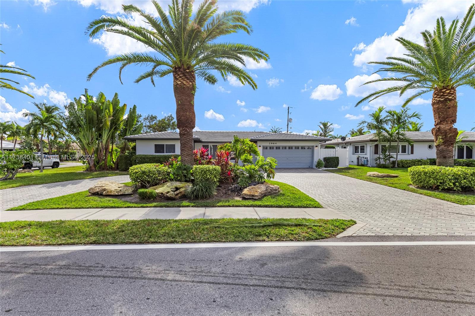 2964 NE 36th St, Lighthouse Point, Florida image 1