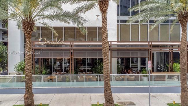 1300 Brickell Bay Dr #2512, Miami FL 33131