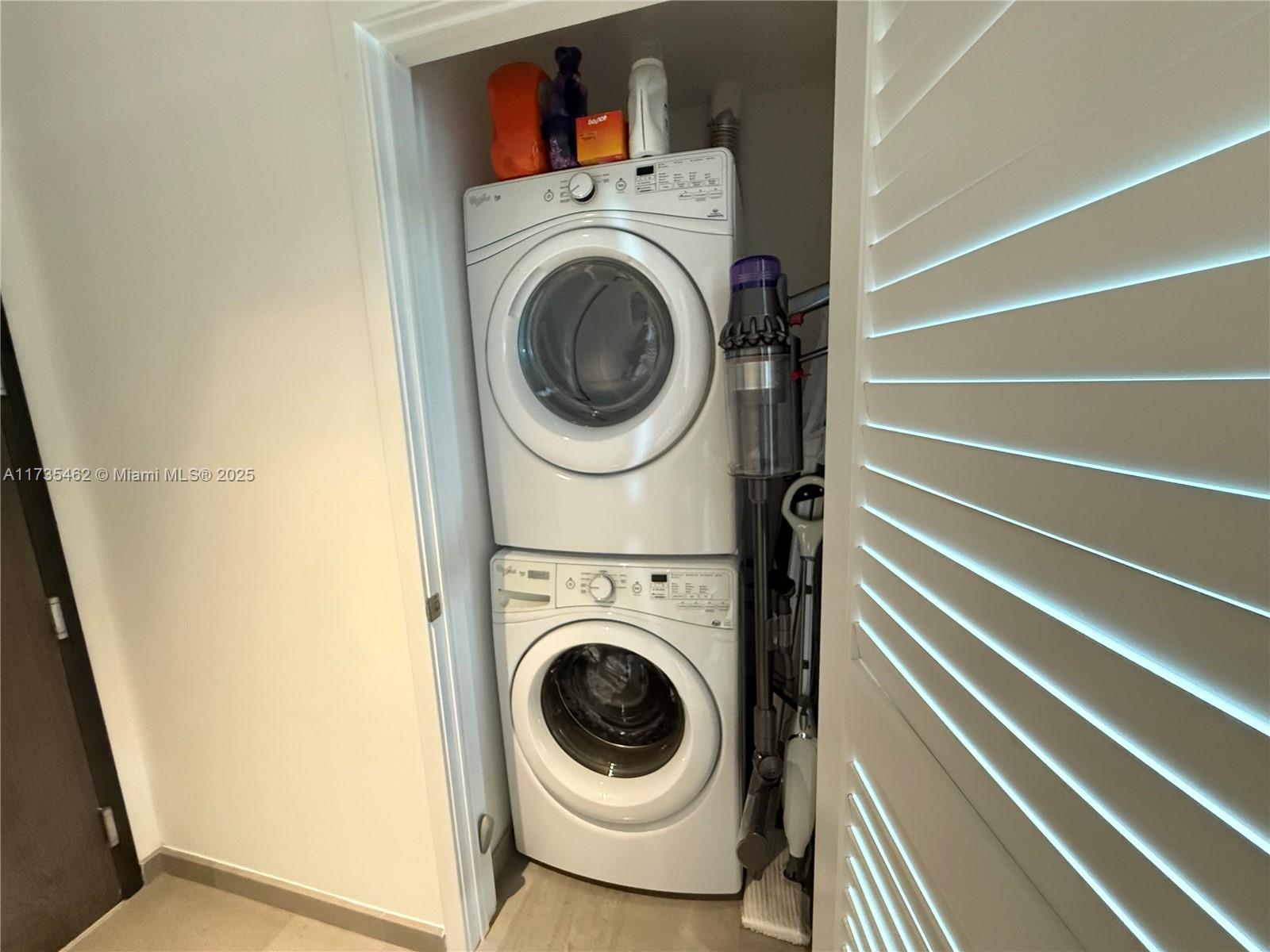 88 SW 7th St #3406, Miami FL 33130