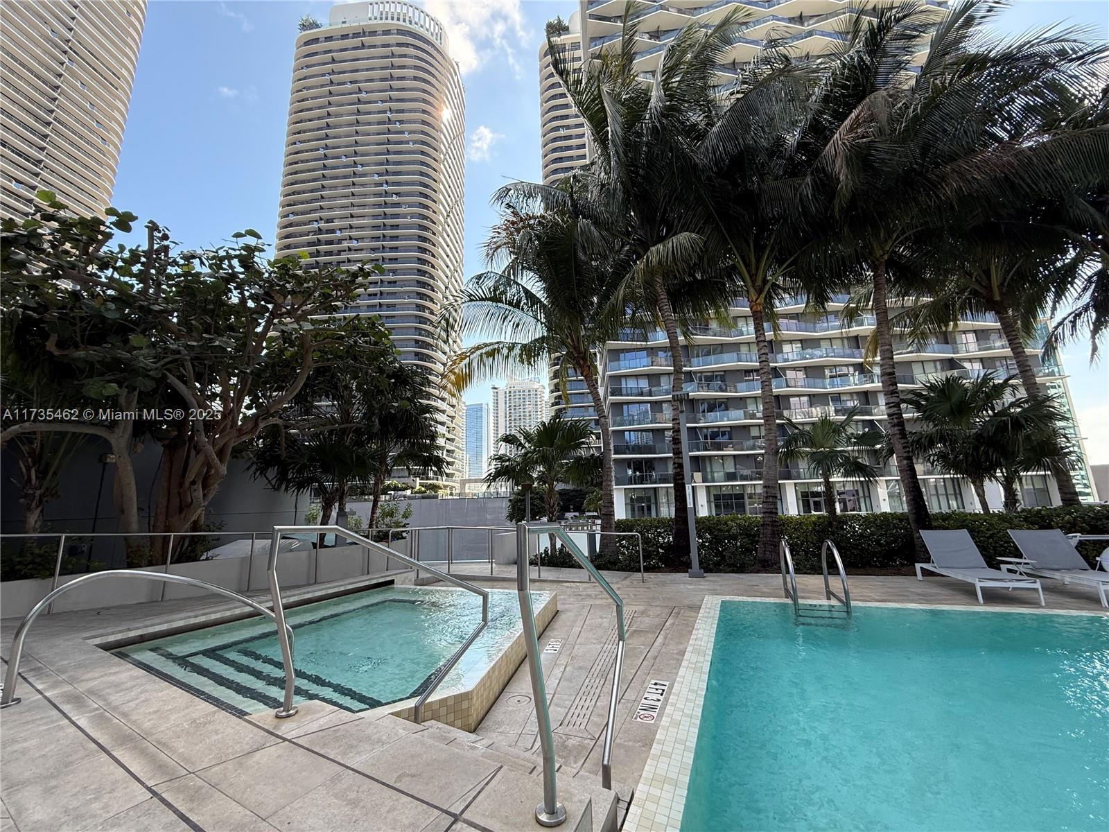 88 SW 7th St #3406, Miami FL 33130