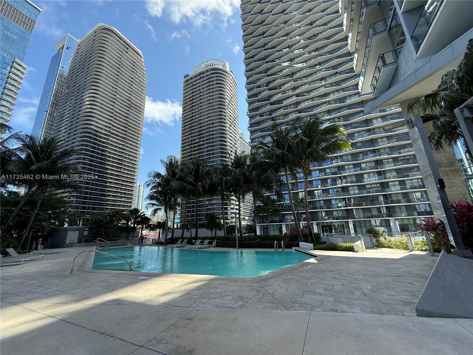 88 SW 7th St #3406, Miami FL 33130