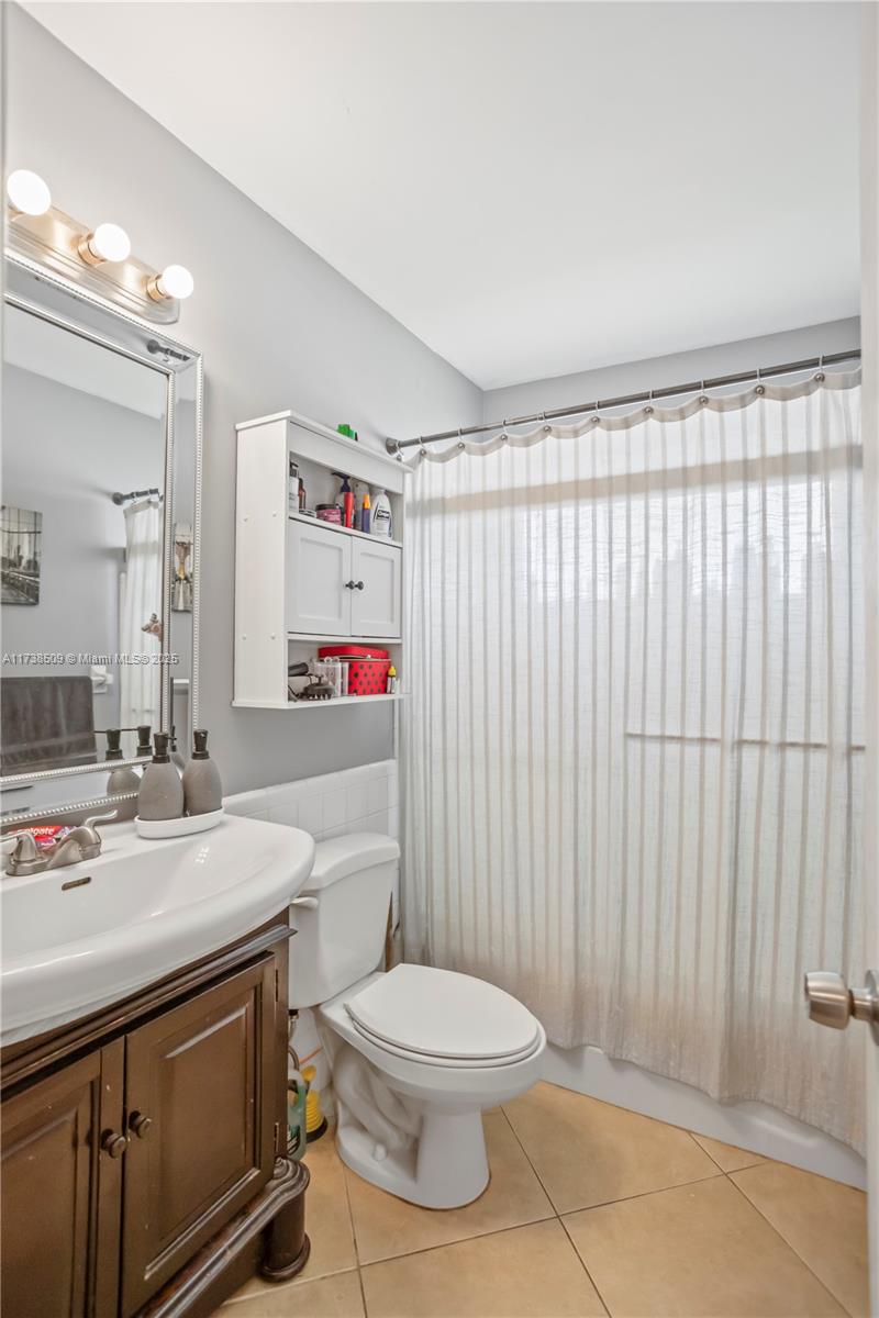 2701 NW 52nd Ct, Tamarac, Florida image 27
