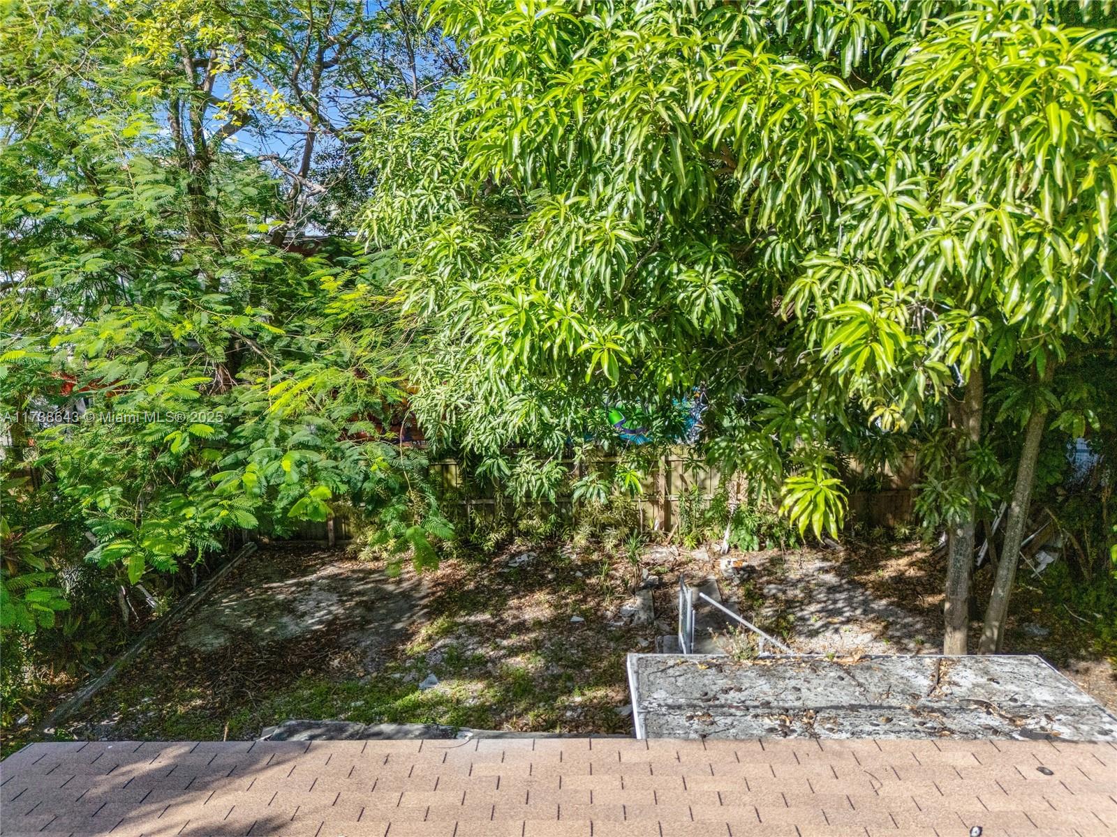 Listing Photo 15