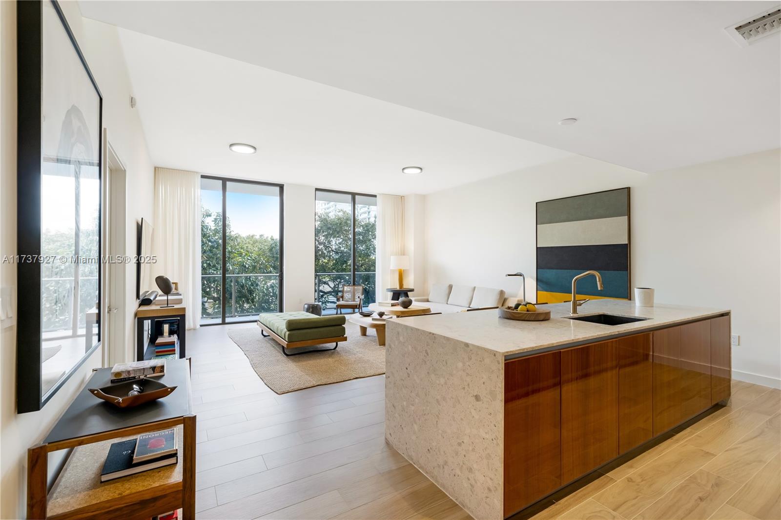 2678 Tigertail Ave #302, Coconut Grove, Florida image 3