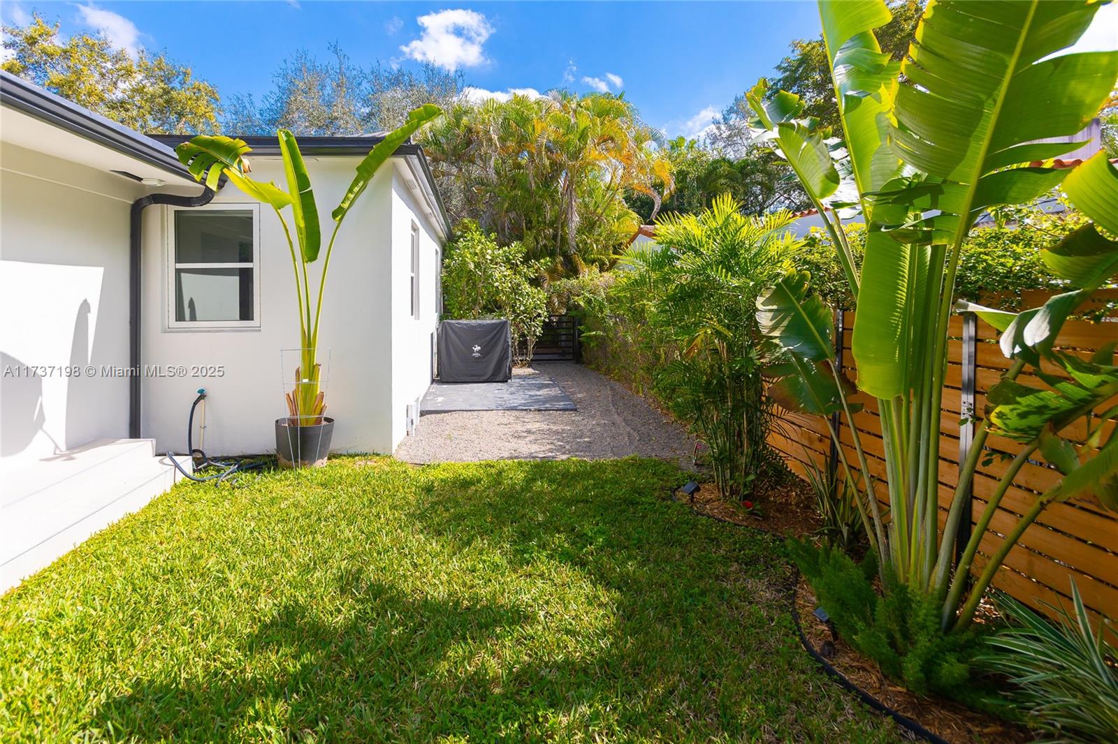 814 Monterey St, Coral Gables, Florida image 14