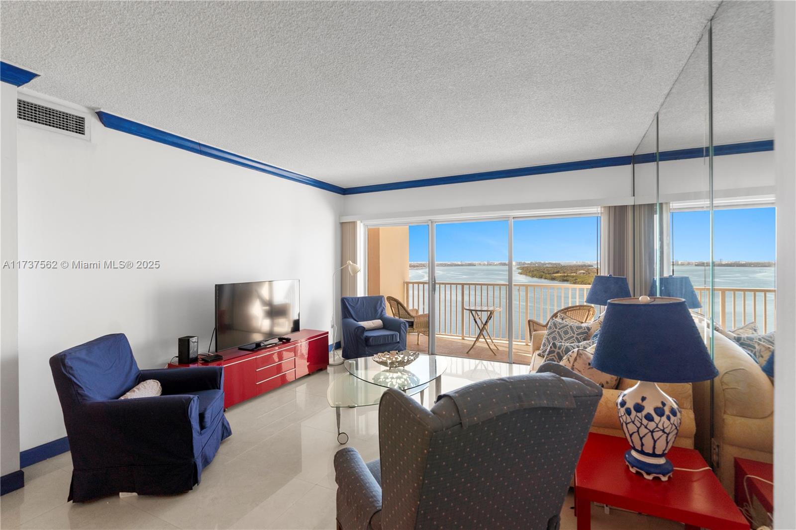 300 Bayview Dr #1112, Sunny Isles Beach, Florida image 11