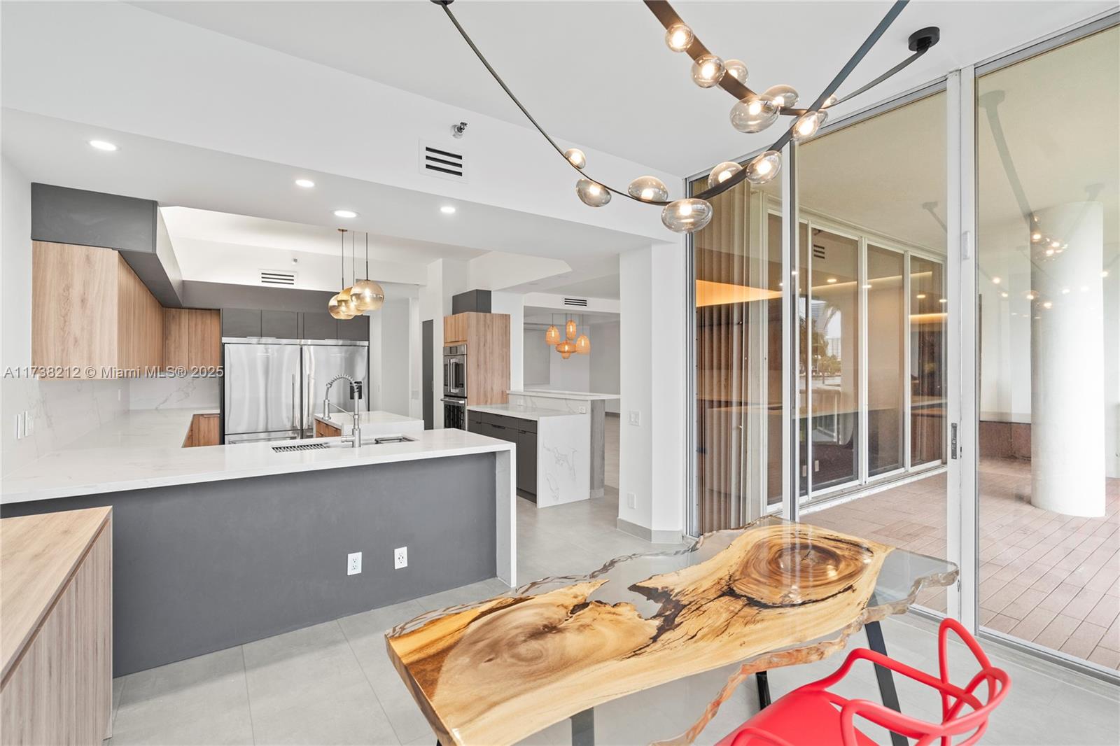 3801 NE 207th St #TH6, Aventura FL 33180
