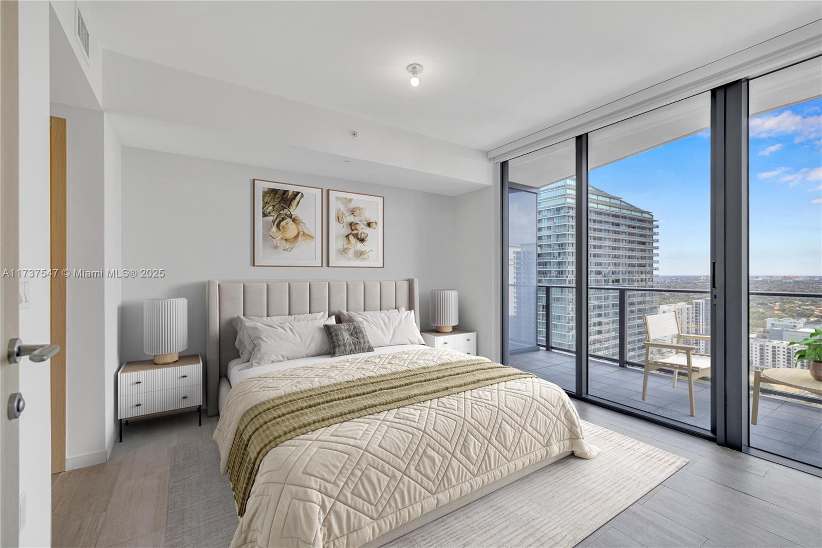 1000 Brickell Plz #3108, Miami FL 33131