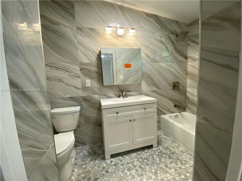 16234 NE 9th Ct, North Miami Beach, Florida image 25