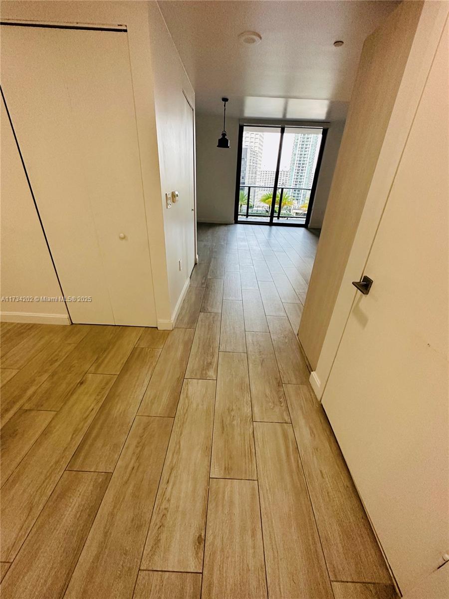 45 SW 9th St #1202, Miami FL 33130