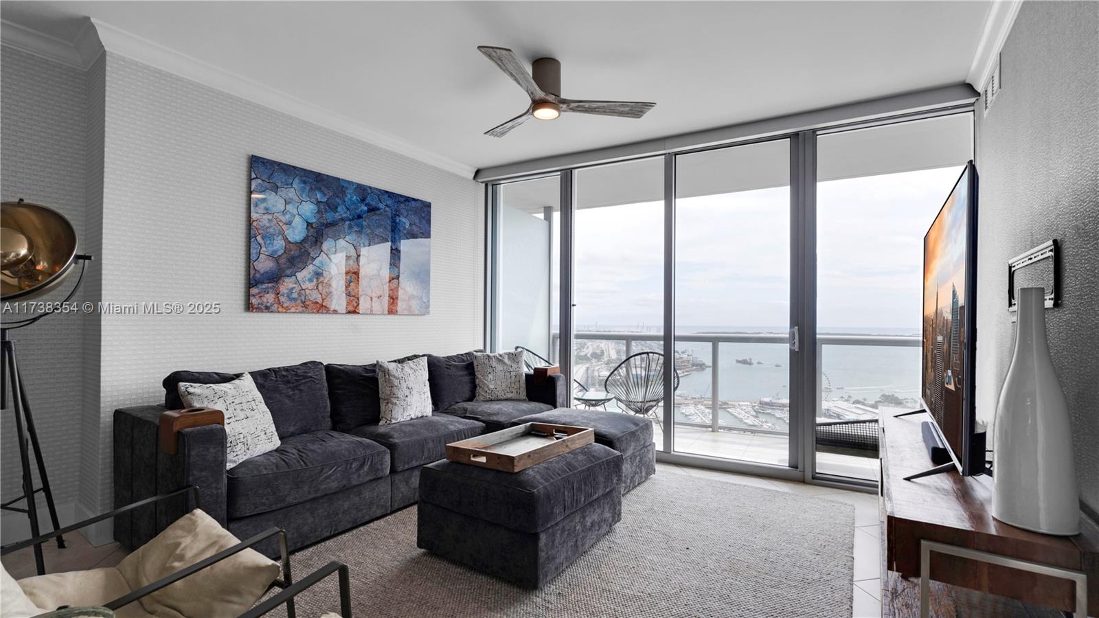 888 Biscayne Blvd #4006, Miami FL 33132