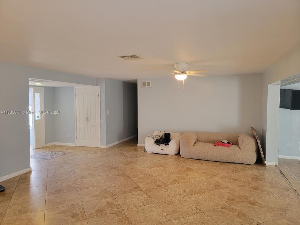 207 SE 47 Ter, Cape Coral, Florida image 9