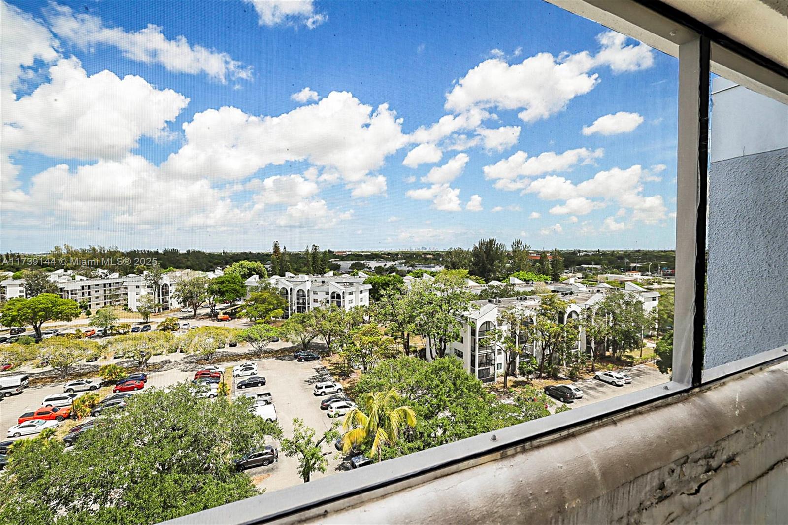 3301 Spanish Moss Ter #904, Lauderhill, Florida image 20