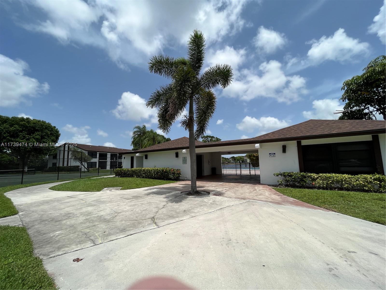 210 Lake Pointe Dr #107, Oakland Park, Florida image 19