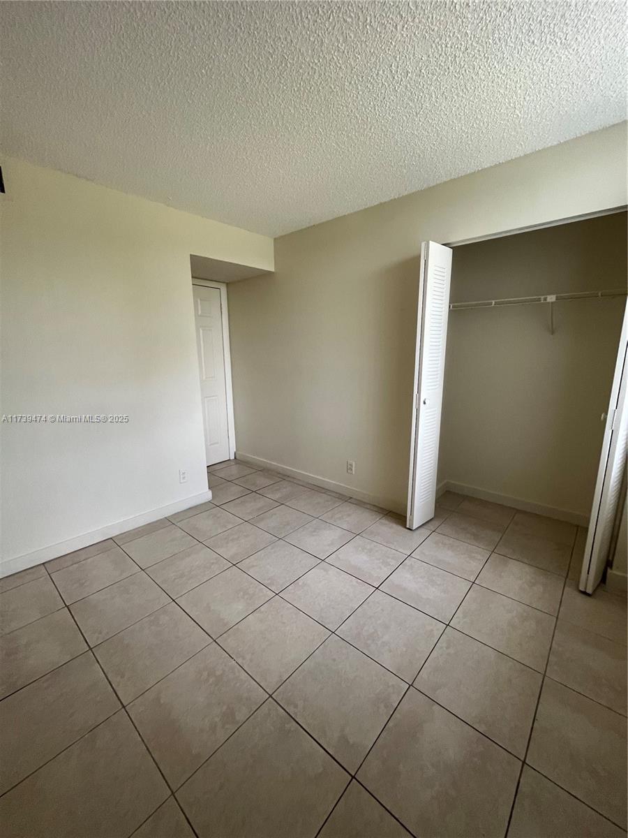 210 Lake Pointe Dr #107, Oakland Park, Florida image 7