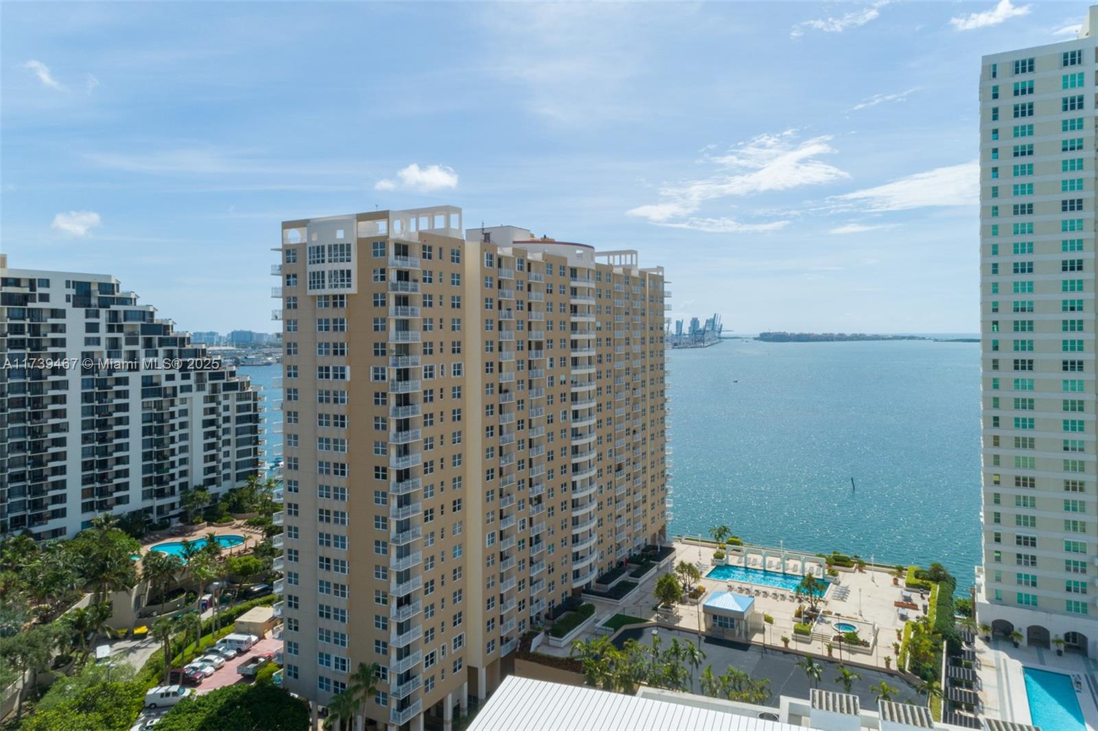 770 Claughton Island Dr #1206, Miami FL 33131