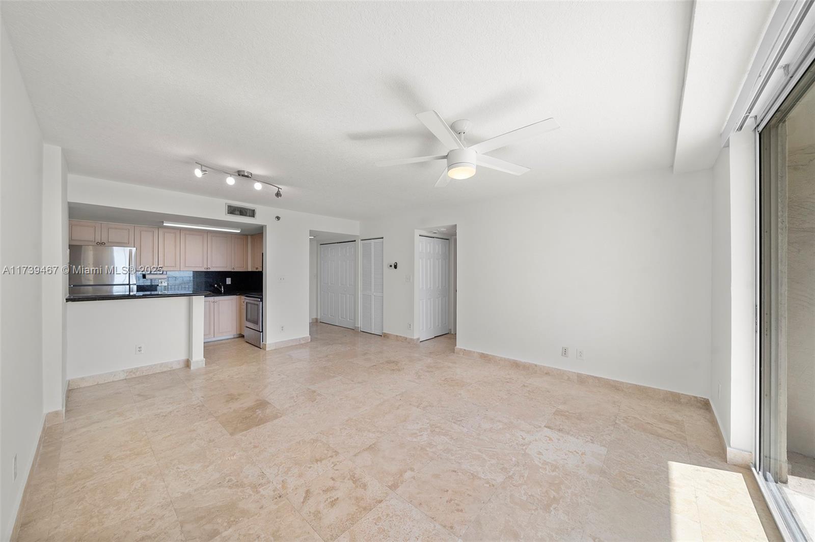770 Claughton Island Dr #1206, Miami FL 33131