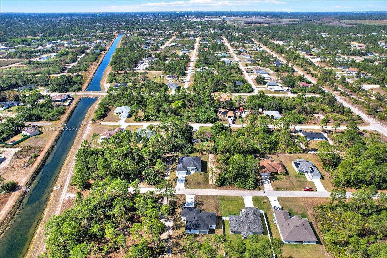 2910 Flora Ave N, Lehigh Acres, Florida image 41