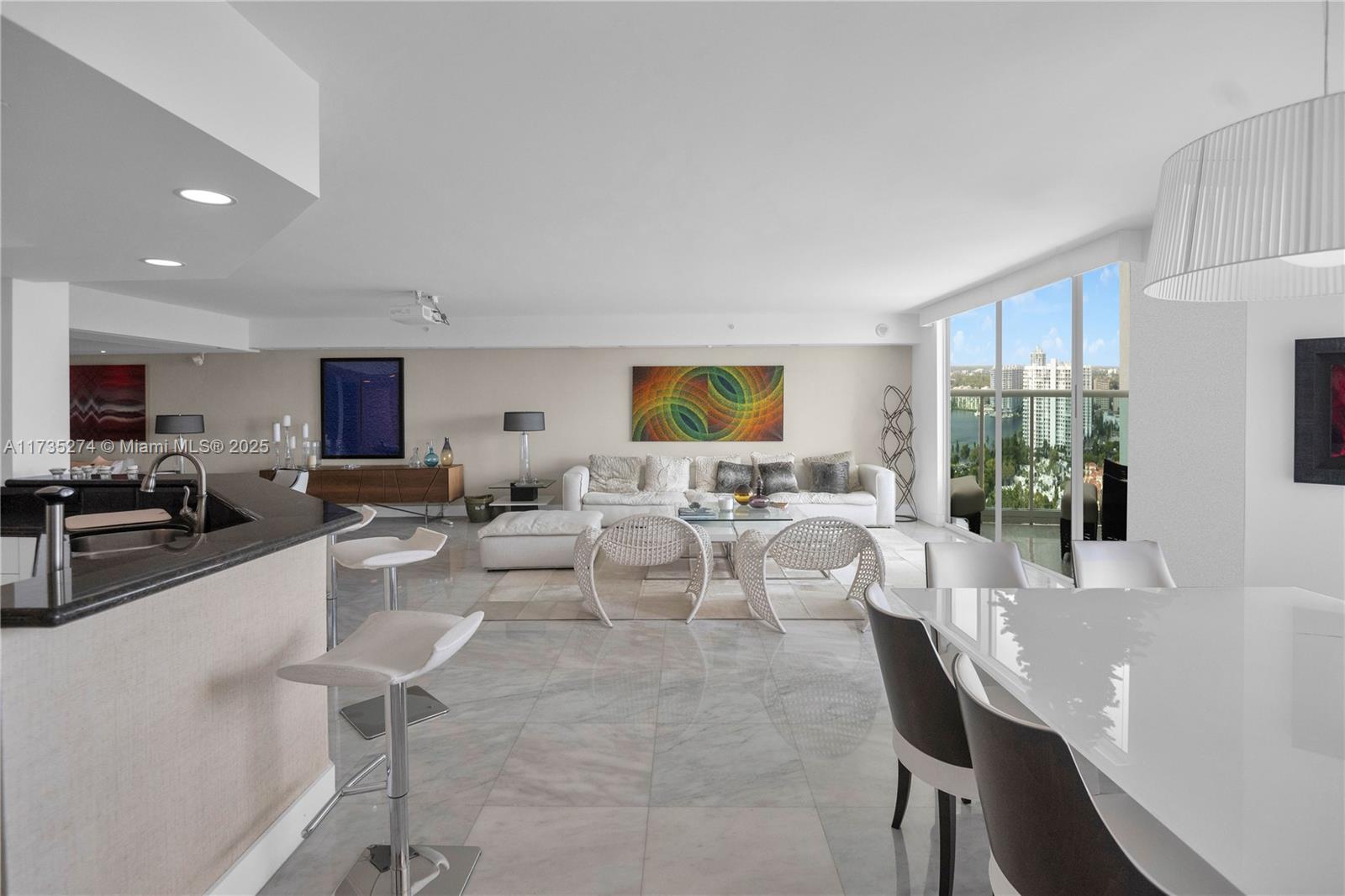 3301 NE 183rd St #2204, Aventura FL 33160