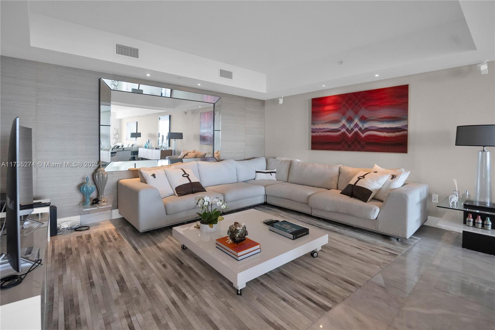 3301 NE 183rd St #2204, Aventura FL 33160