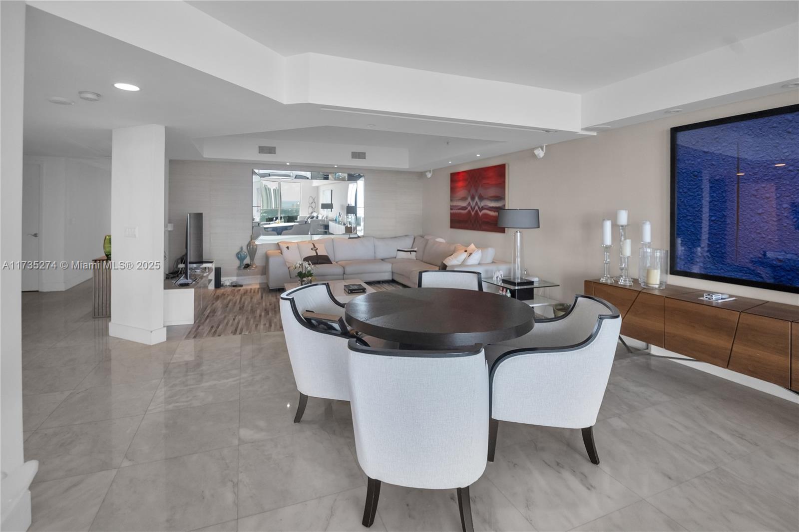 3301 NE 183rd St #2204, Aventura FL 33160