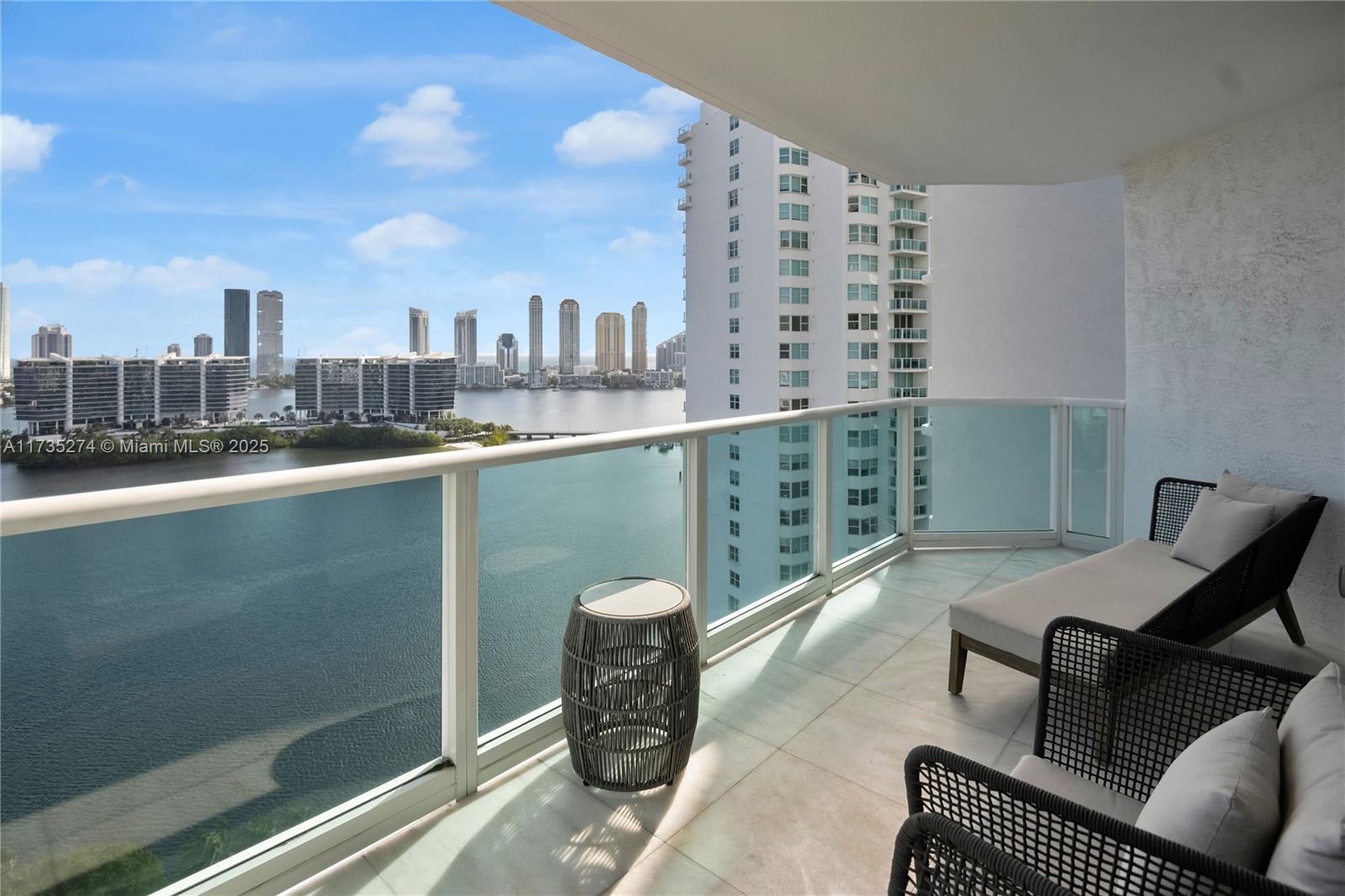 3301 NE 183rd St #2204, Aventura FL 33160