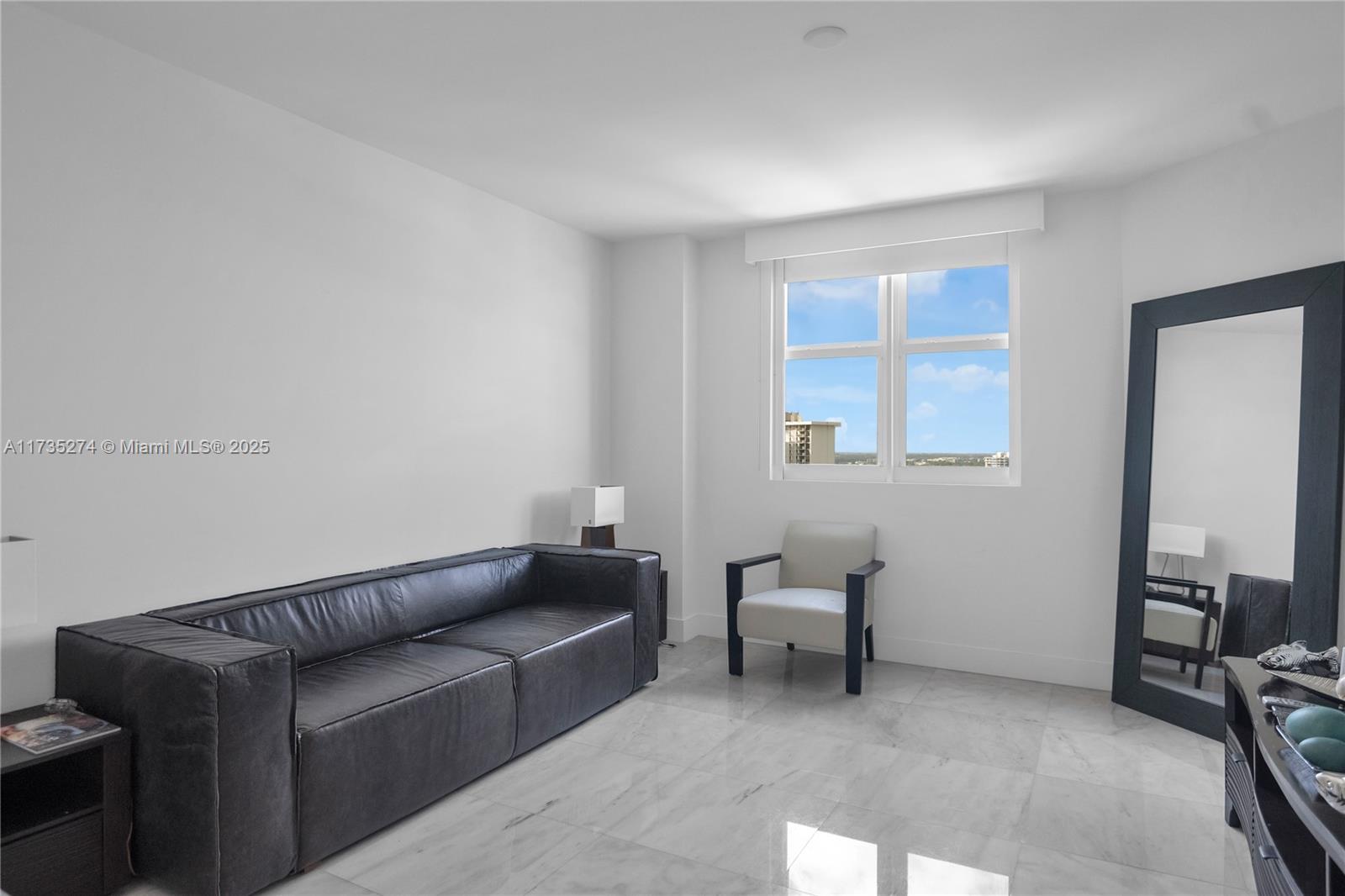 3301 NE 183rd St #2204, Aventura FL 33160
