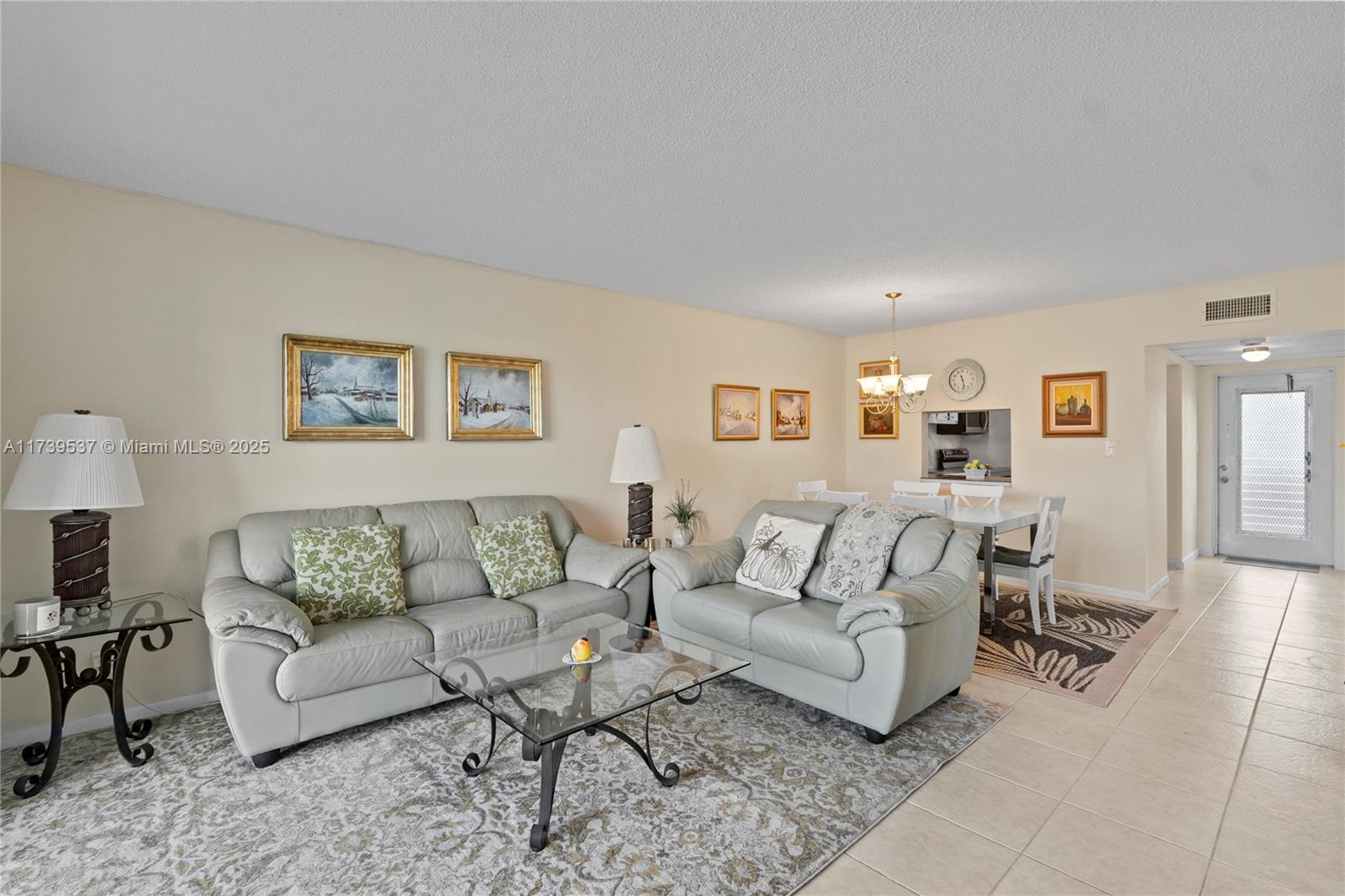 7807 Golf Cir Dr #212, Margate, Florida image 6