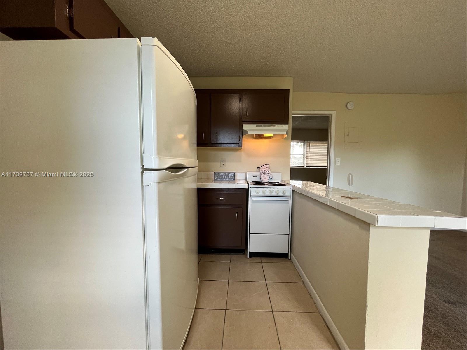 5192 NE 6th Ave #802, Oakland Park, Florida image 3