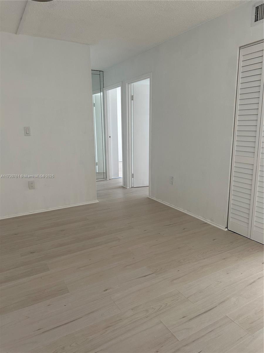 16851 NE 23rd Ave #B604, North Miami Beach, Florida image 5