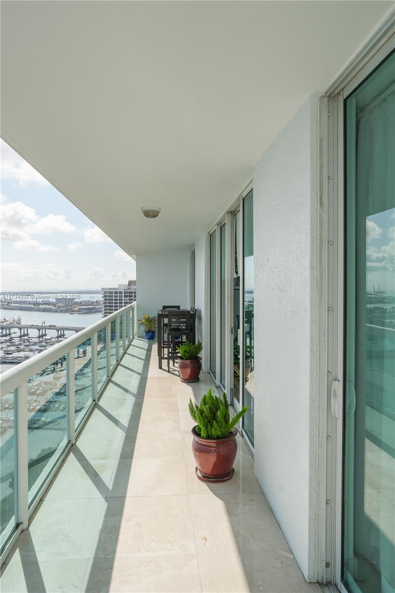 1800 N Bayshore Dr #4007, Miami FL 33132