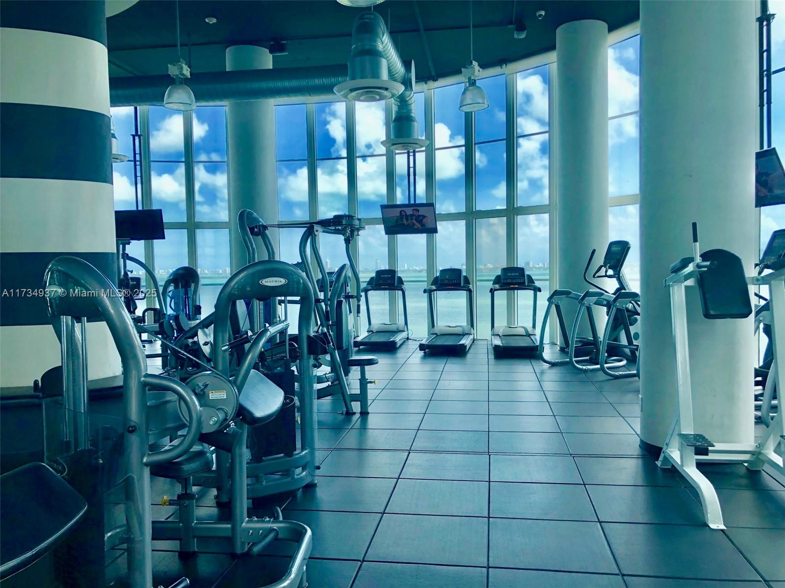 1800 N Bayshore Dr #4007, Miami FL 33132