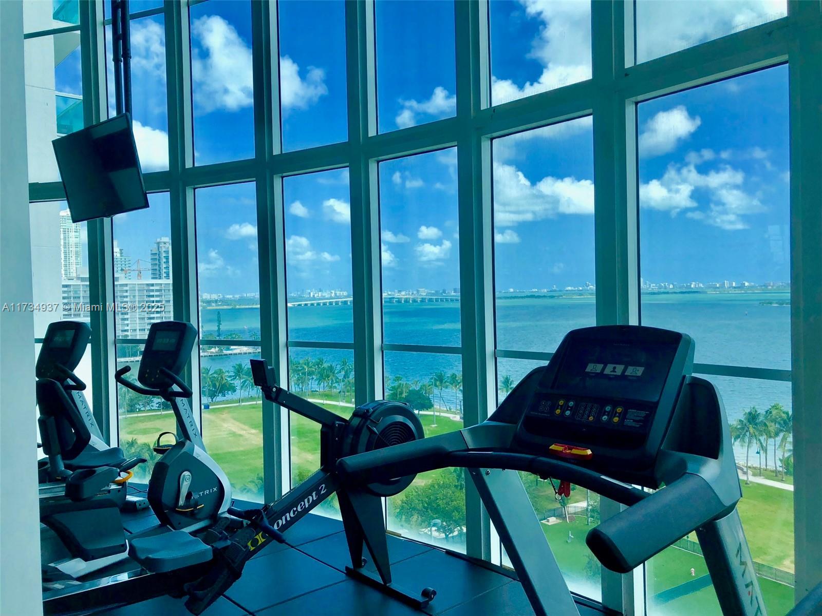 1800 N Bayshore Dr #4007, Miami FL 33132