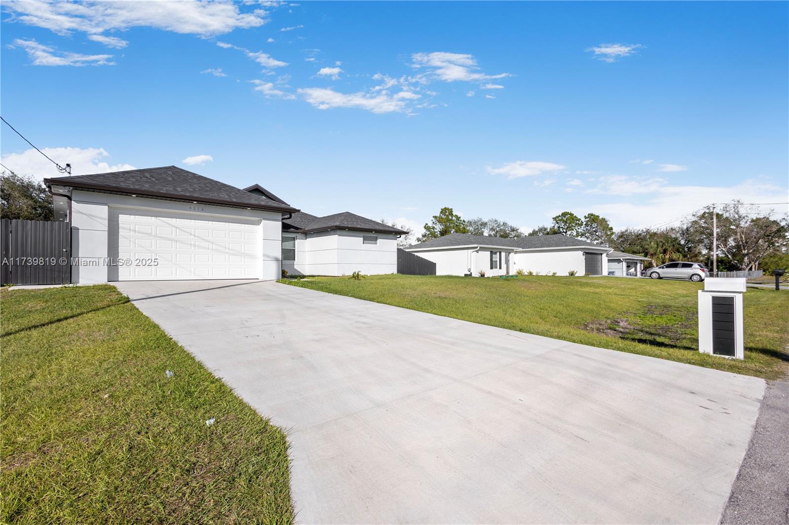 4014 19th St, Lehigh Acres, Florida image 1