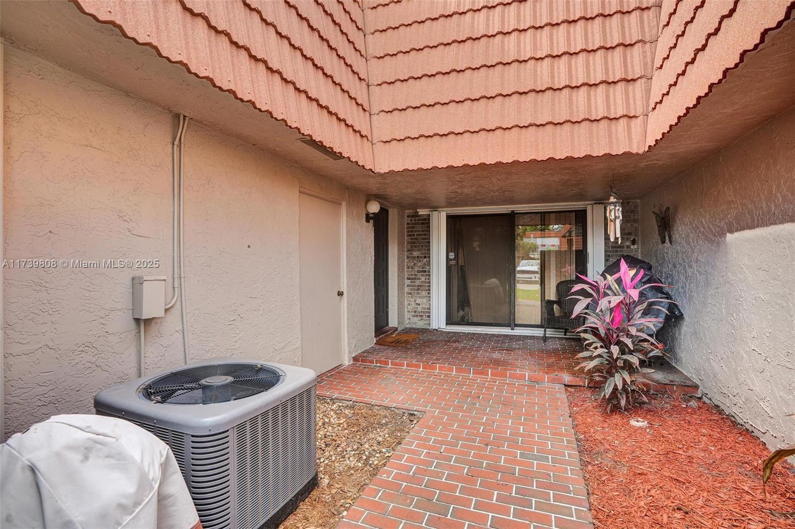 1403 SW 110th Way #1403, Davie, Florida image 7
