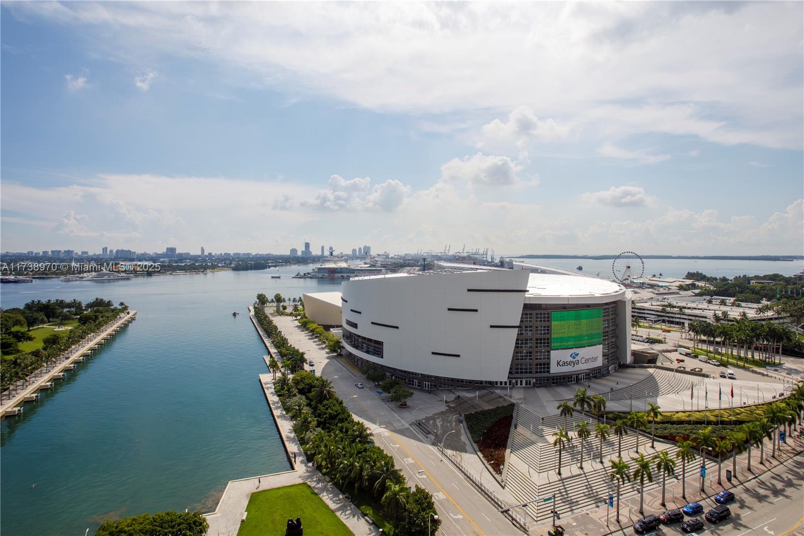 888 Biscayne Blvd #1707, Miami FL 33132