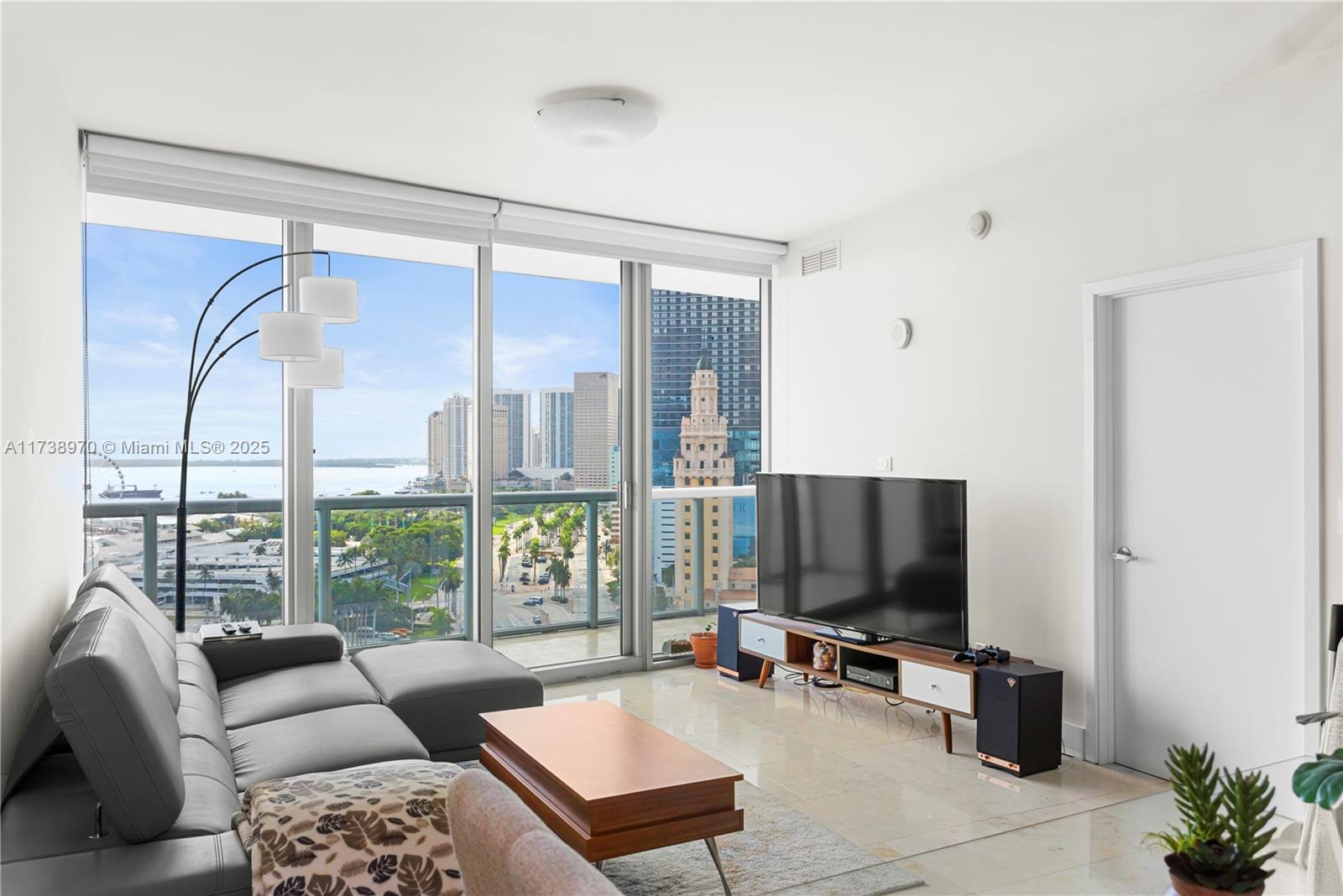 888 Biscayne Blvd #1707, Miami FL 33132